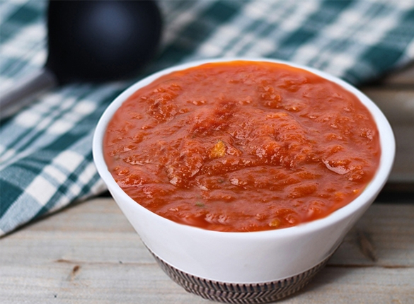 Extra Marinara Sauce - 32oz - Item # 1176 - Dave's Fresh Marketplace Catering RI