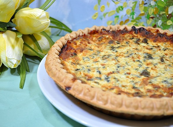 Quiche Florentine (Cold Only) - Item # 950 - Dave's Fresh Marketplace Catering RI