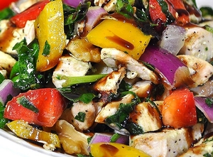 >Grilled Balsamic Chicken and Spinach Salad Photo 1